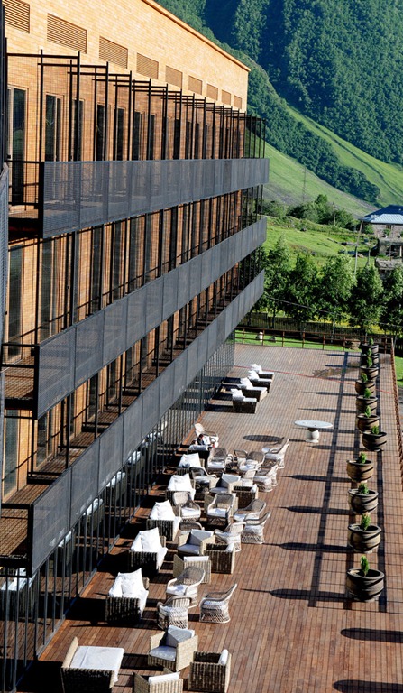 [Rooms-Hotel-in-Kazbegi-Caucasus-Mountains-Georgia-yatzer-14%255B5%255D.jpg]