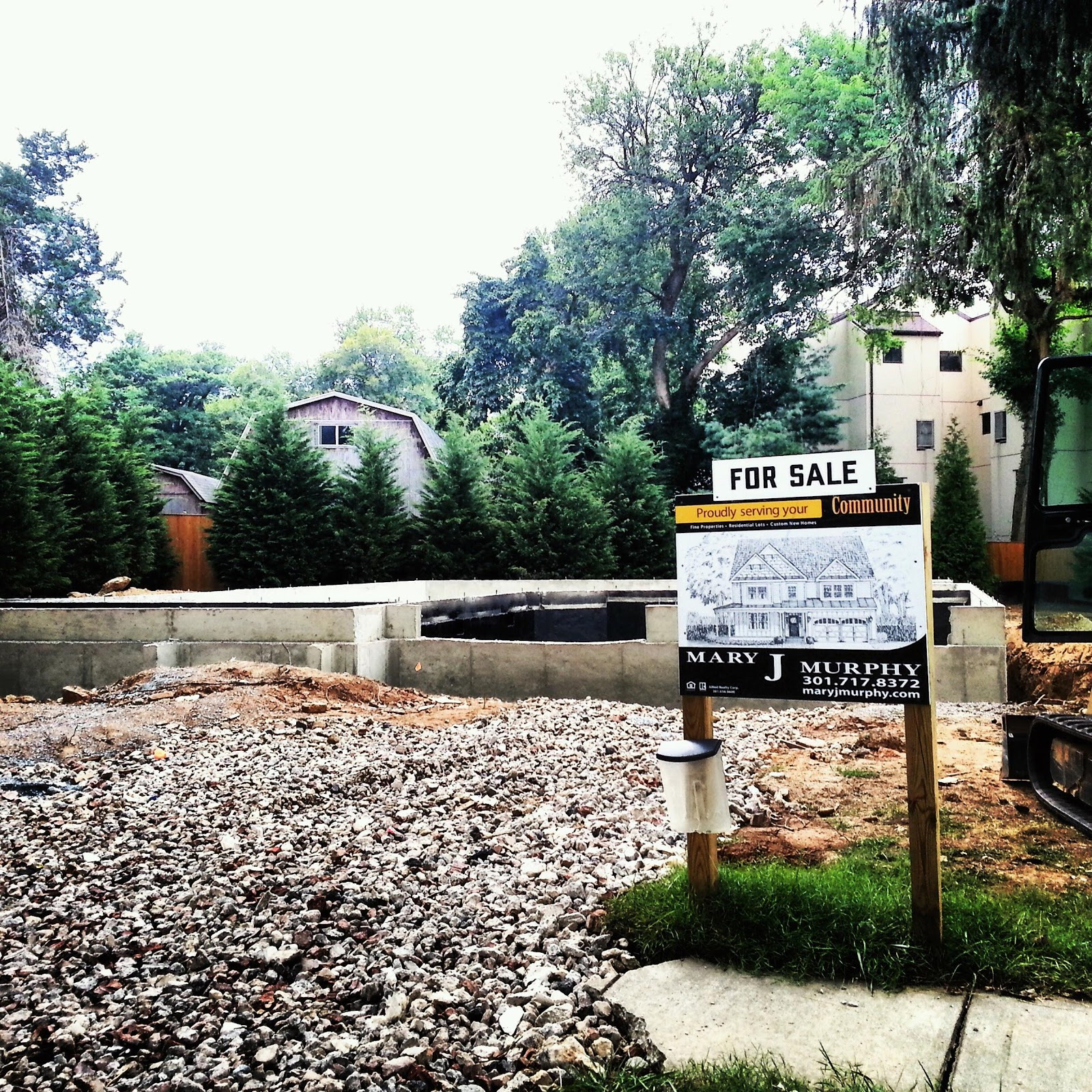 Robert Dyer Bethesda Row RUGBY AVENUE TEARDOWNS REFLECT BUYERS WHO WANT THE BEST OF BOTH