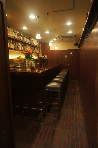 心斎橋筋2丁目 日宝ファインプラザ 1階ｂａｒ居抜き店舗 約5 6坪 サン アクトのブログ