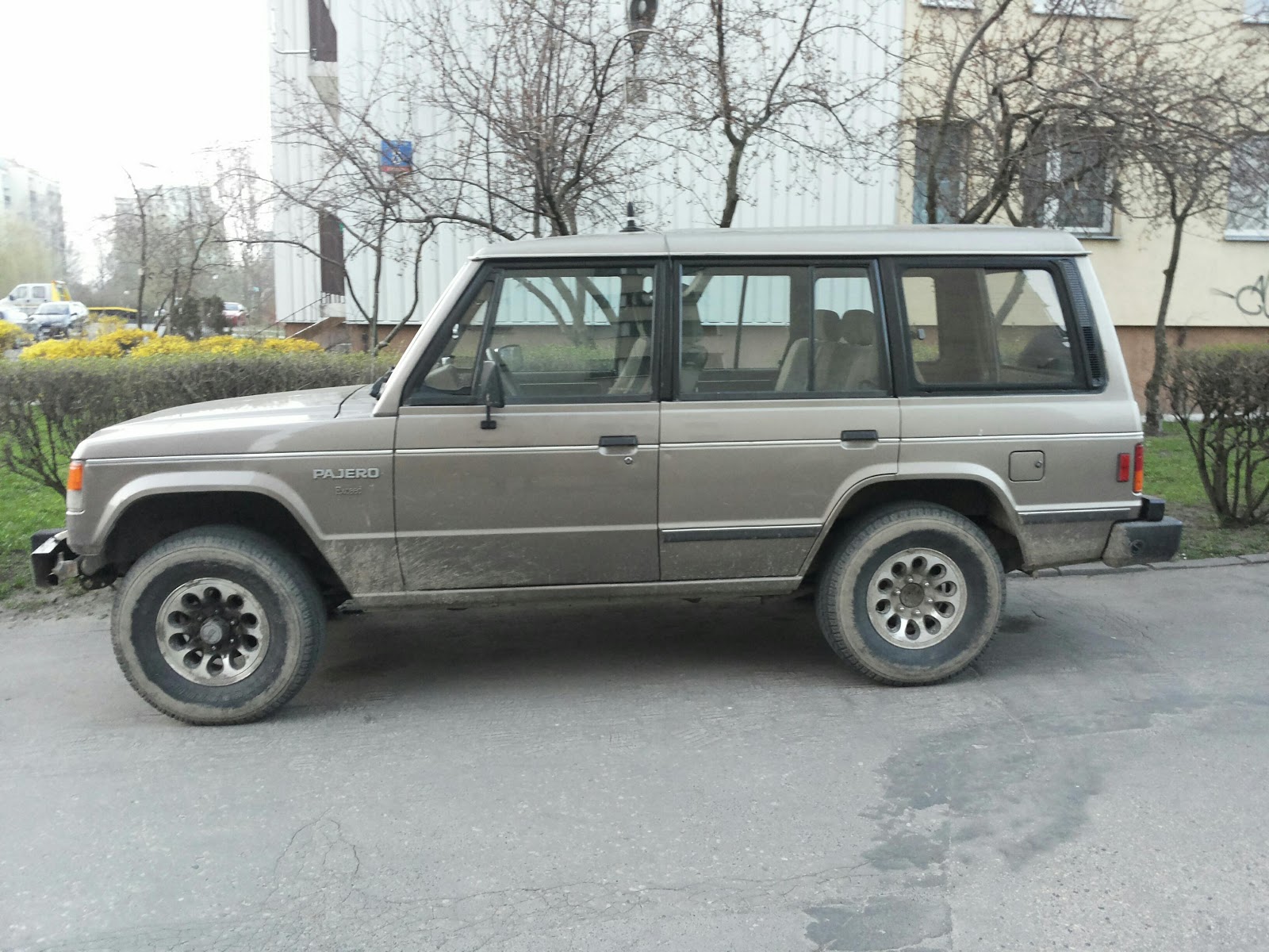 Mitsubishi pajero 1988