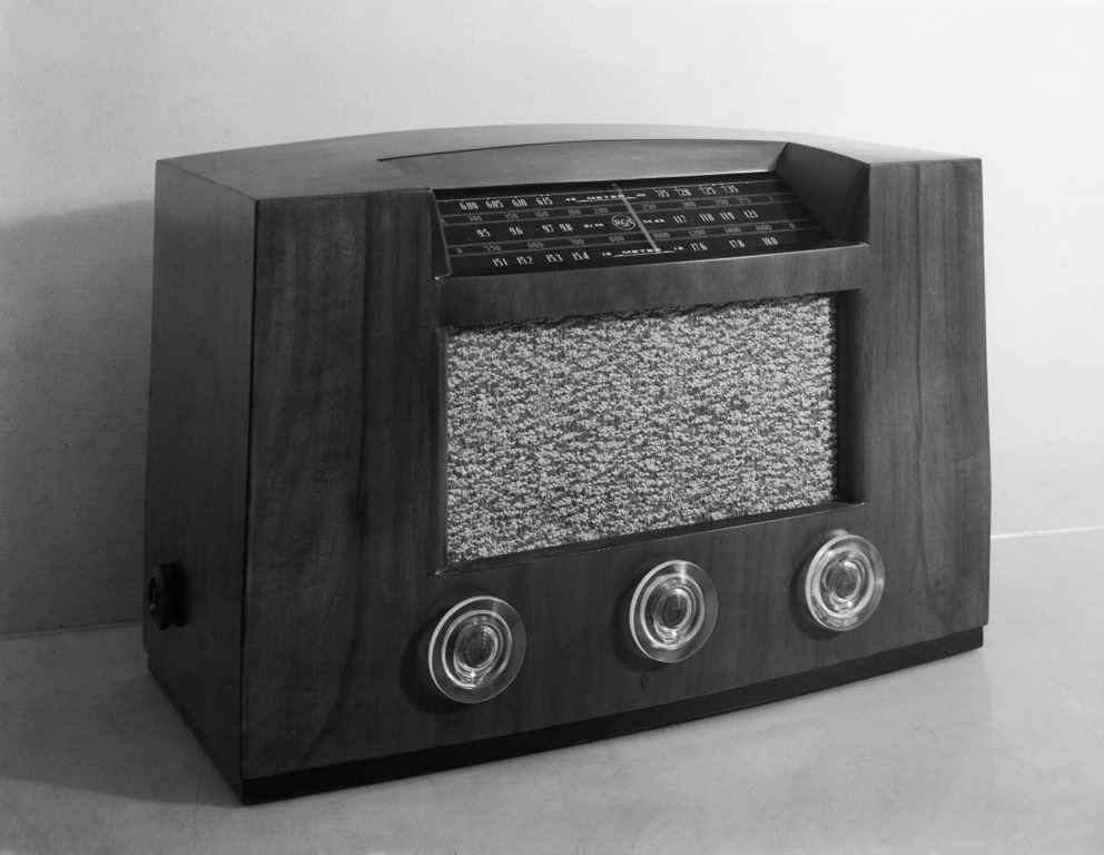 [RCA%2520Radio%255B14%255D.jpg]