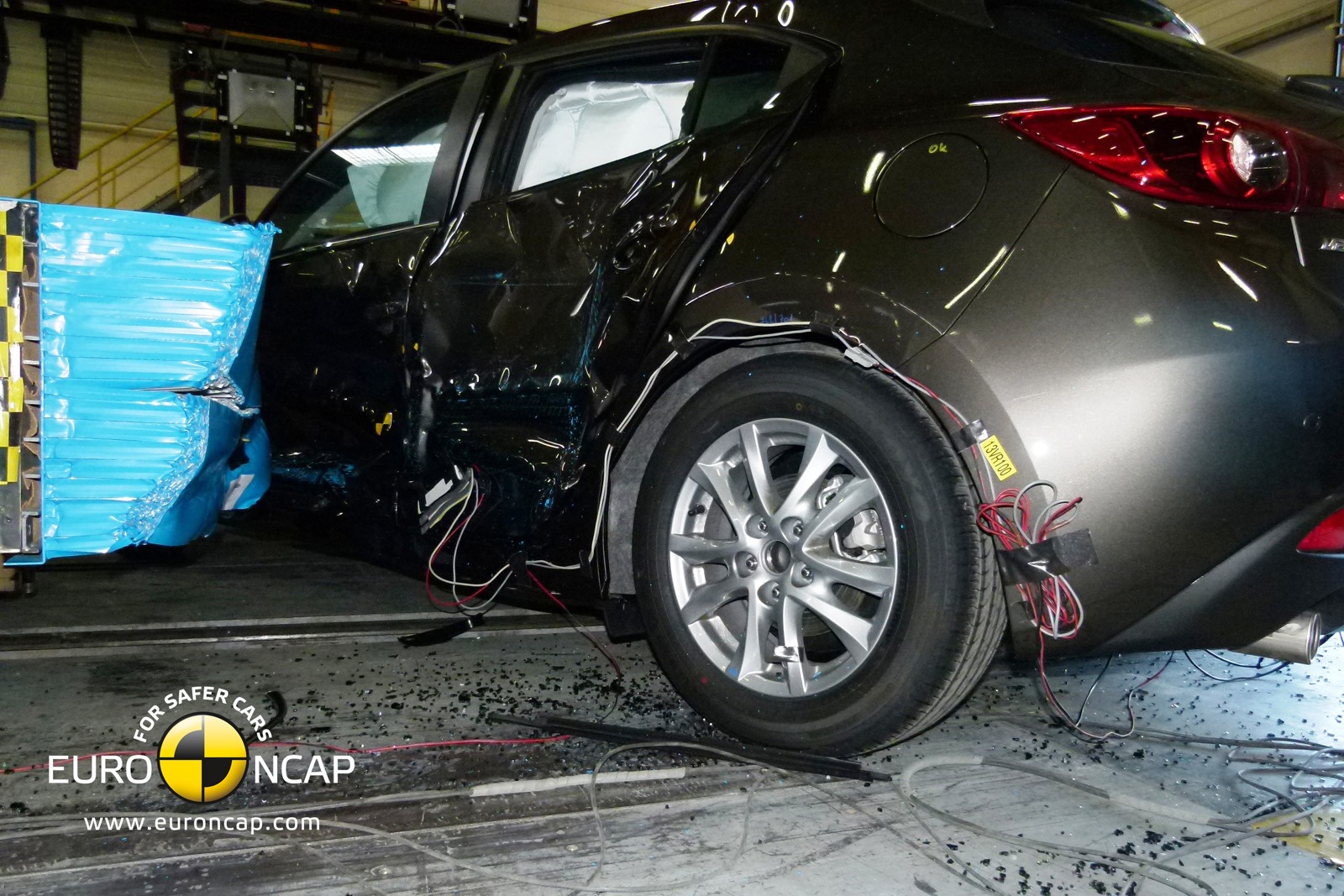 [Mazda3-EuroNCAP-3%255B3%255D.jpg]