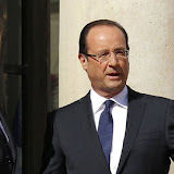 François Hollande se moque de l’Algérie lors d’un discours au CRIF