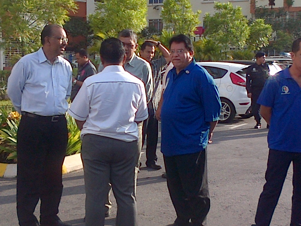 Lawatan mengejut PM ke rumah Allahyarham Datuk Shaharudin 