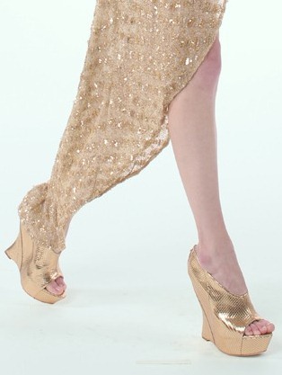 [Alice-Olivia-Spring-2012-Gold-Shoes-.jpg]