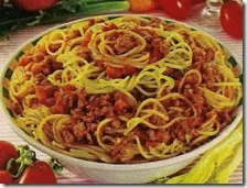Spaghetti con ragù di salsiccia