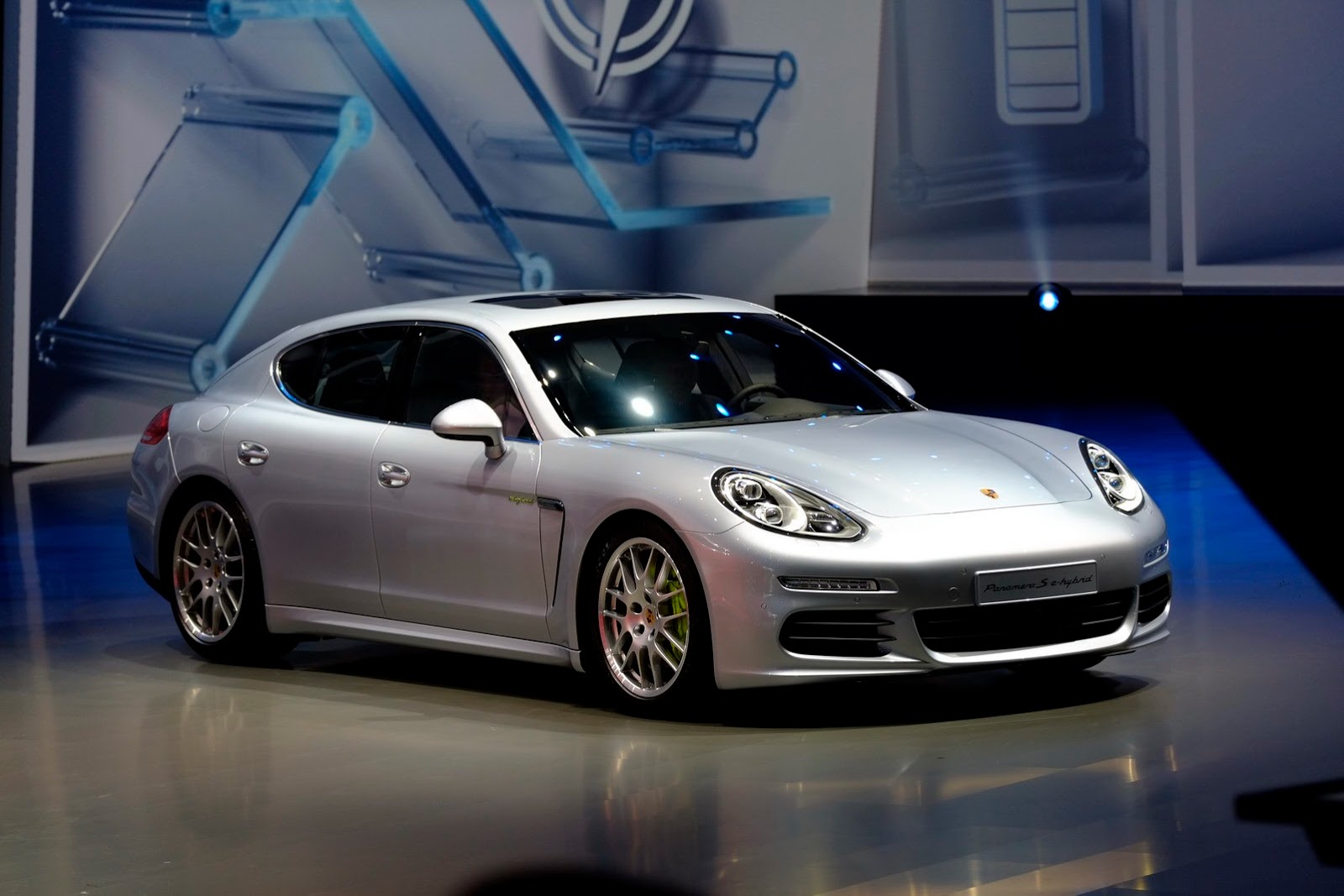 [VW-Group-Night-Event-42%255B2%255D.jpg]