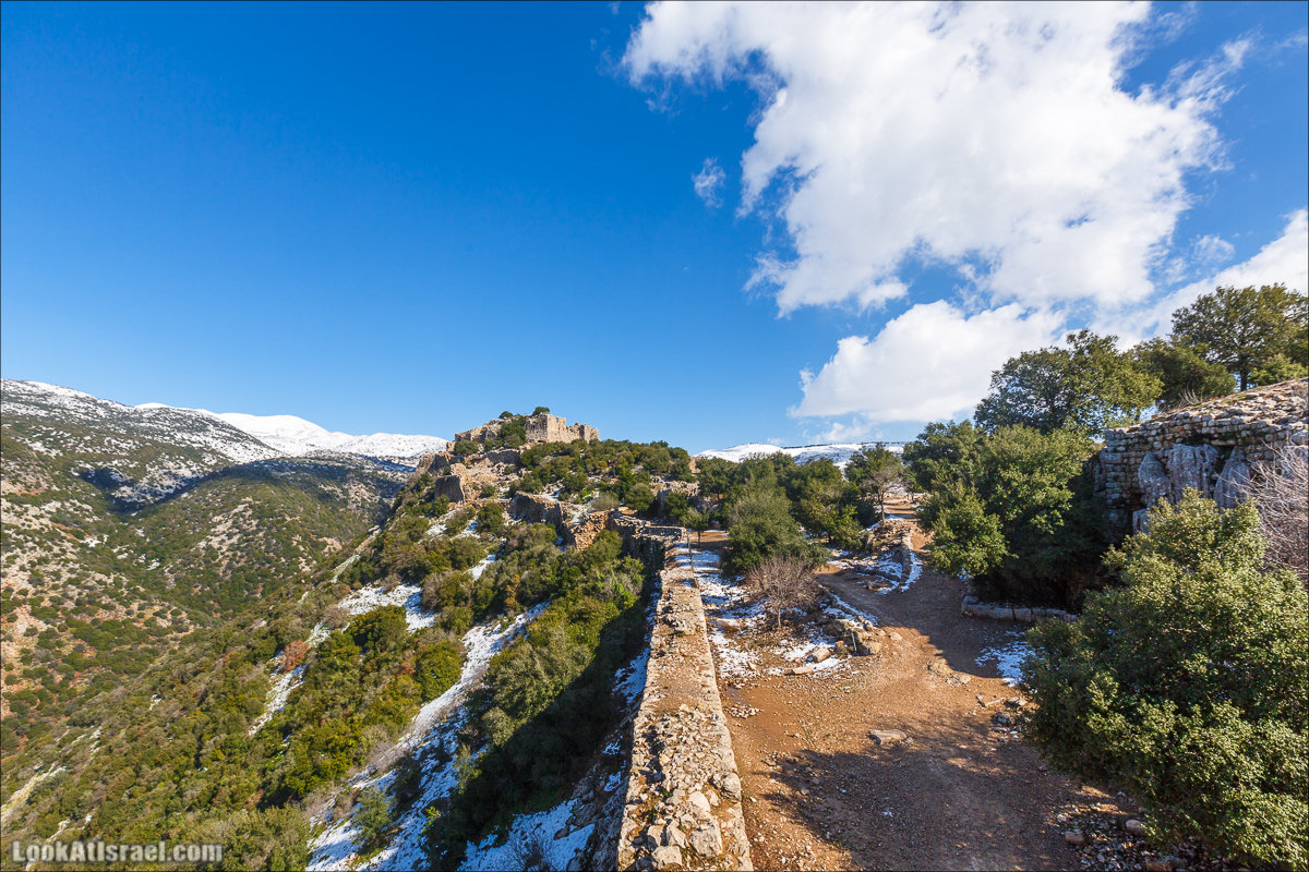 LookAtIsrael.com - Снег в крепости Нимрод, Израиль | Snow in Nimrod fortress, Israel | שלג במבצר נמרוד