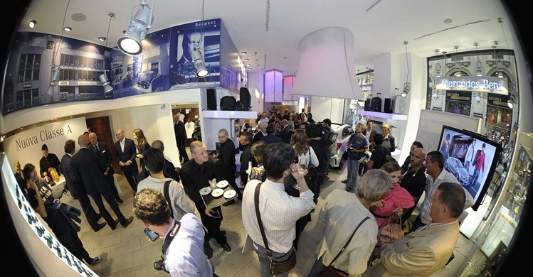 Classe_A-Vogue_Fashion_Night_Out_(10) (1)