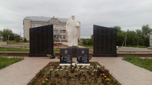 Памятник Двум погибшим Солдатам