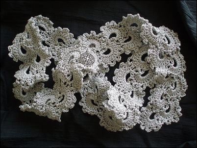 Queen Anne Lace Scarf 2