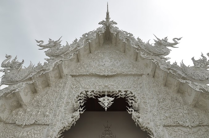 Imagini Thailanda: Detaliu de la White Temple din Chiang Rai, THailanda