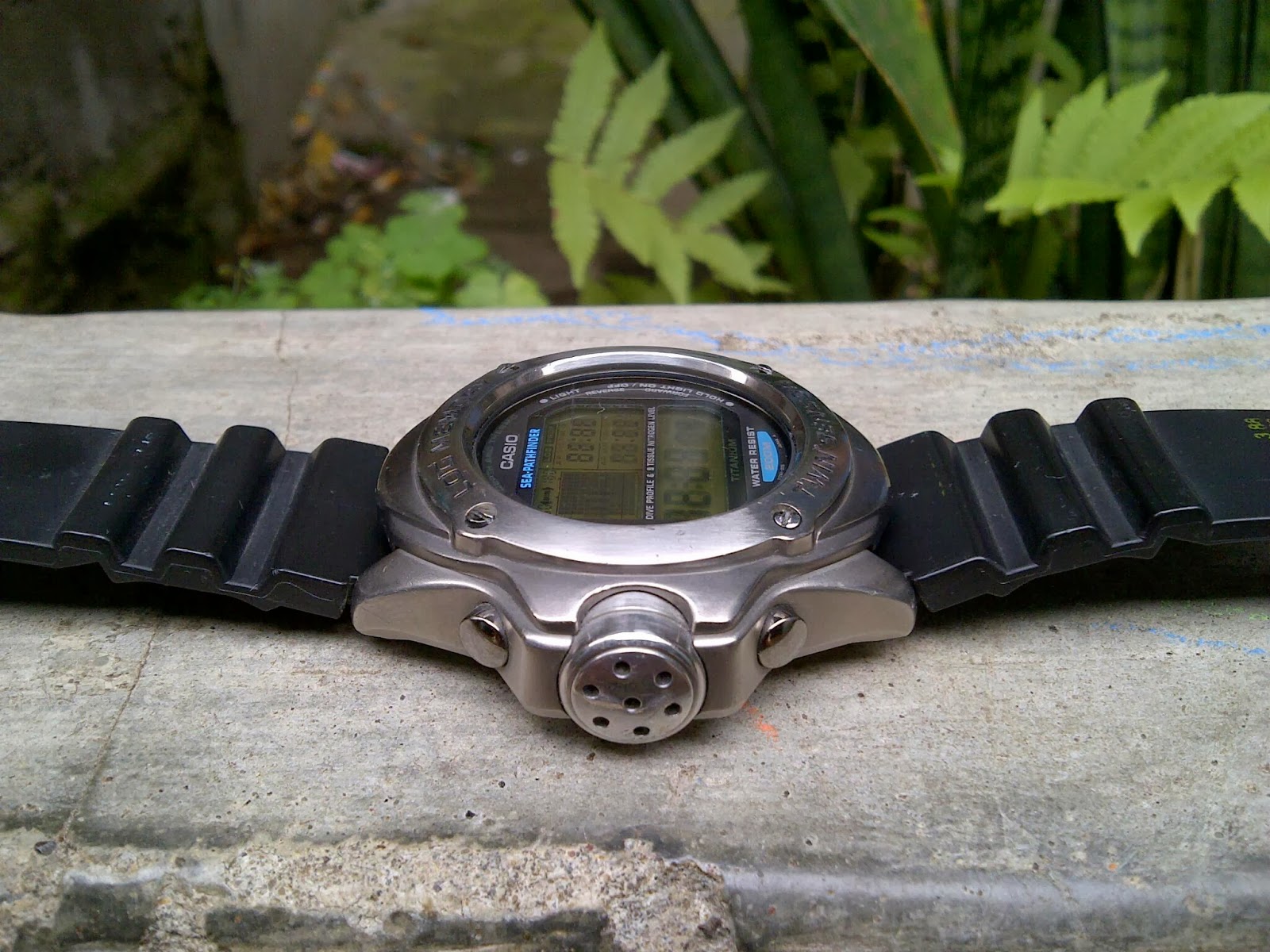 casio sea pathfinder spf 100