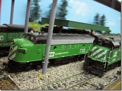 IMG_5479 Burlington Northern F7A #722 & U30C #5341 on the LK&R HO-Scale Layout at the WGH Show in Portland, OR on February 17, 2007