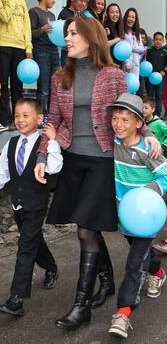 [240844_590_500_0_0_0_03.jpg]