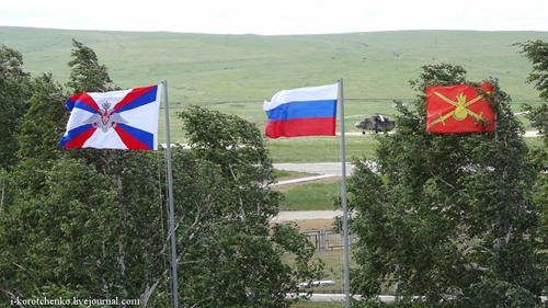 Фотографии военных учений на полигоне "Цугол"