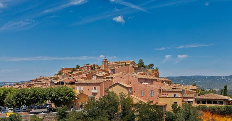 The Ochre-Red Village of Rousillon, France | Amusing Planet