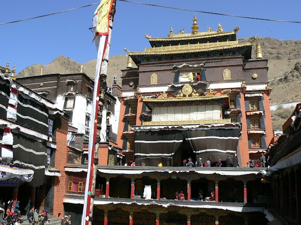 Obiective turistice Tibet: Manastirea Tashilhunpo, Shigatse