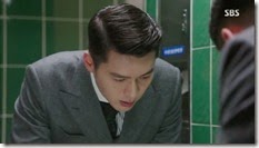 Hyde.Jekyll.Me.E08.mkv_000124438_thu