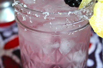 Recipe: Ginger Blackberry Smash