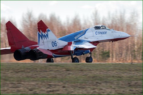 Рабочие будни пилотажных групп