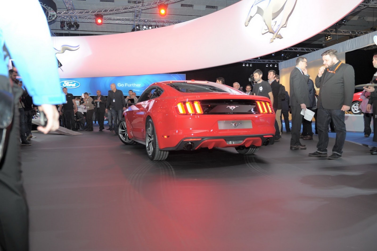 [2015-Ford-Mustang-1%255B9%255D.jpg]