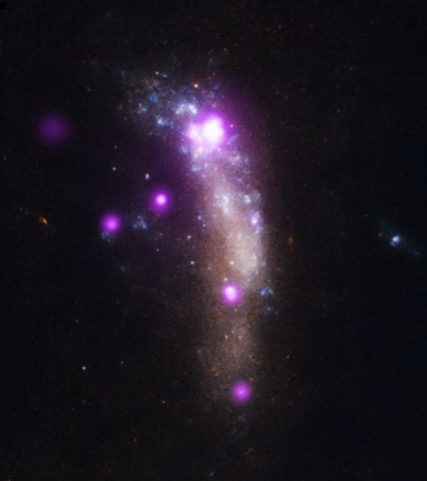 galáxia UGC 5189A