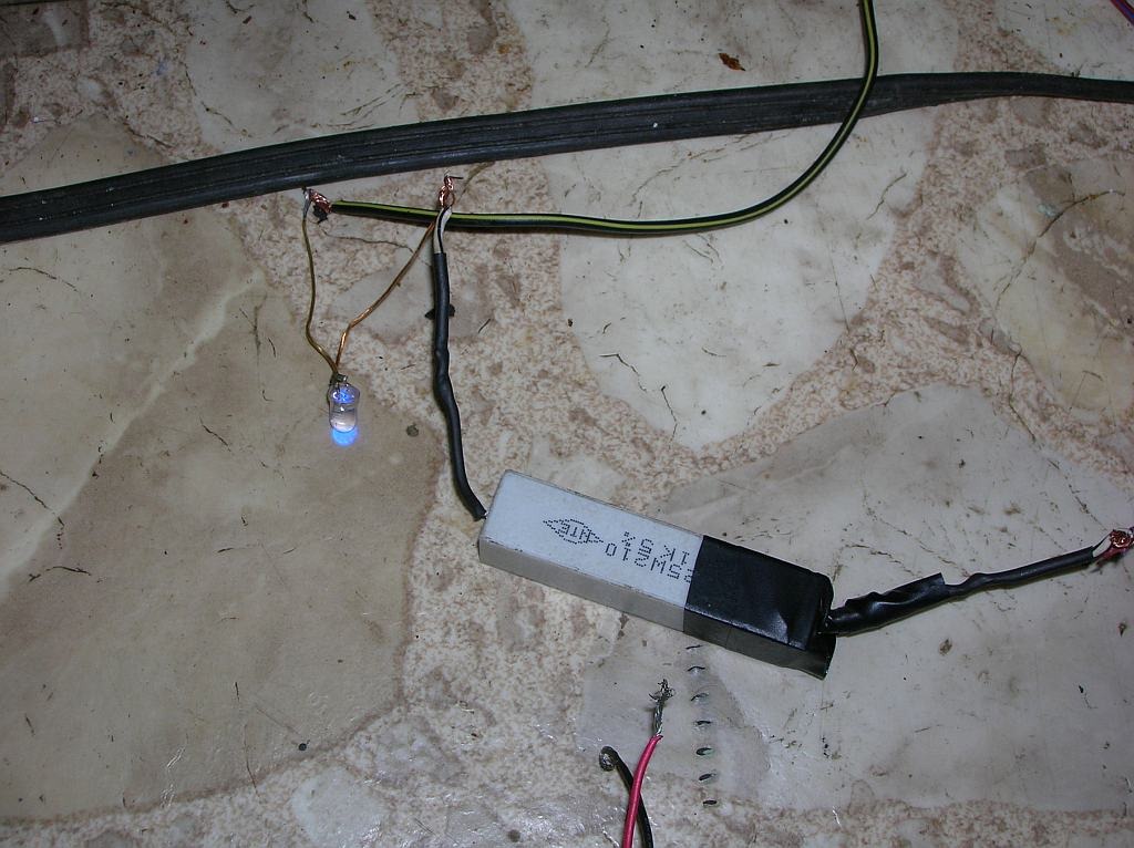 [resistor%2520001w%255B3%255D.jpg]