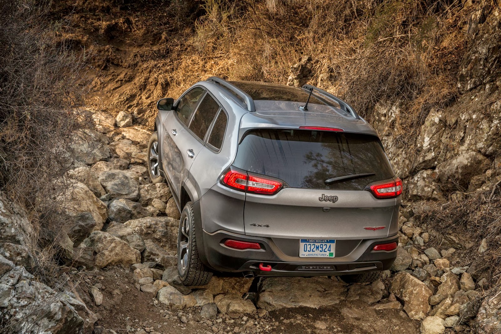 [Jeep-Cherokee-5%255B2%255D.jpg]