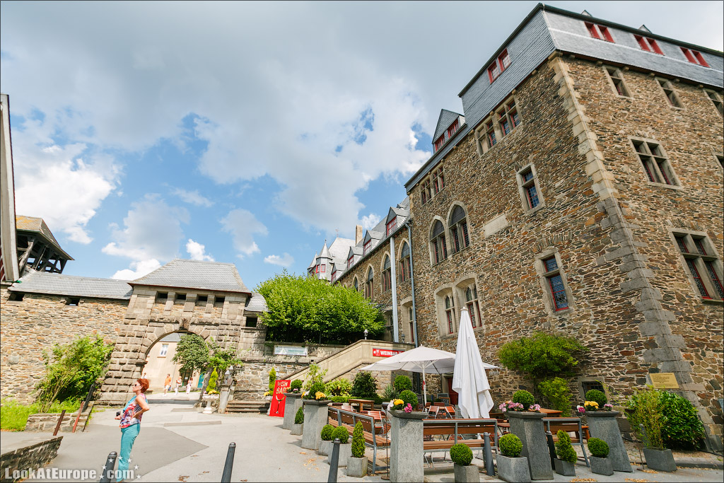 LookAtEurope.com | Европейские фото путешествия. Германия, Замок Шлоссбург ан дер Вуппер | Germany, Schlossburg an der Wupper