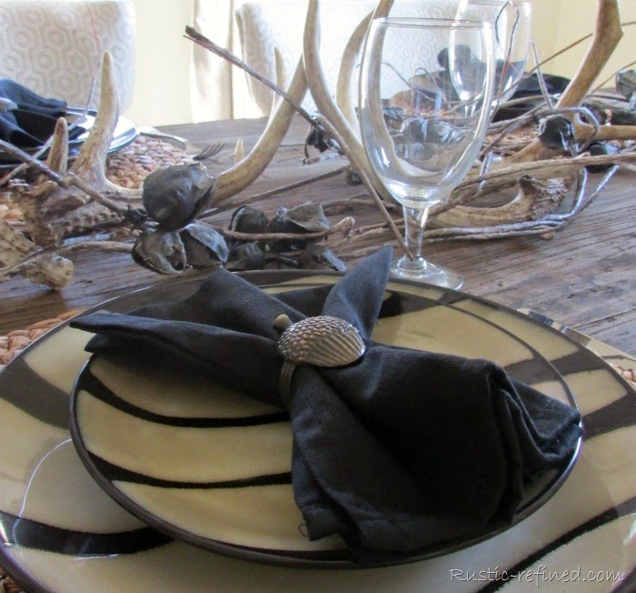 [Rustic%2520tablescape%2520using%2520antlers%2520and%2520animal%2520print%2520dishes%255B3%255D.jpg]