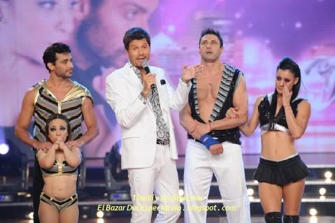 Tinelli y los finalistas.JPG