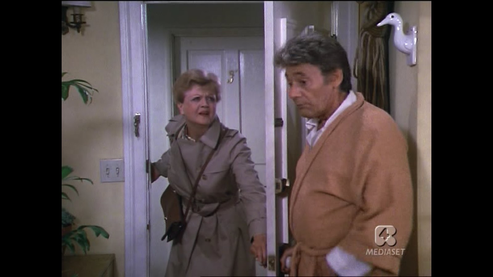 Murder She Wrote Screencaps: 3. 1x02 - Birds of a Feather