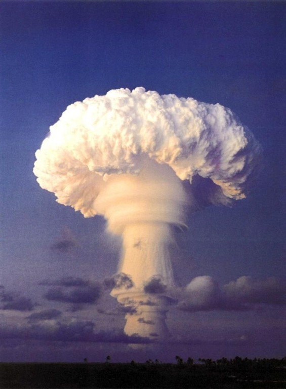 [nuclear_explosions_10%255B4%255D%255B3%255D.jpg]