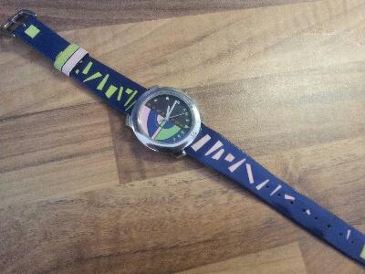 levné rolex,replik hodinek: Bulova Benetton modrá, růžová, zelená a