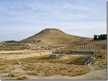 Herodium with lower pool, tb102603555