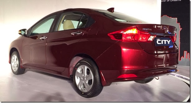 New-Honda-City-rear-three-quarters-view-launch-live-image