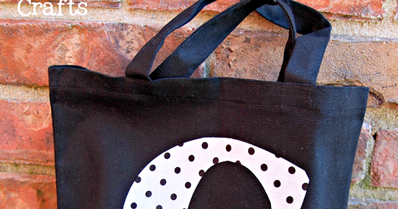 Monogrammed Tote with Silhouette Fabric Interfacing