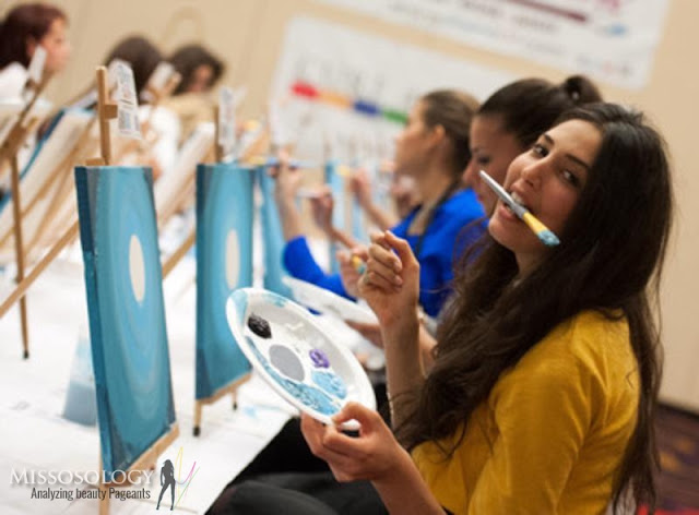 miss_universe_2012_Charity_100.jpg