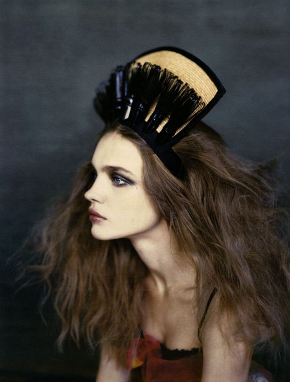 [natalia-vodianova-vogue-russia-march-2008-7%255B5%255D.jpg]