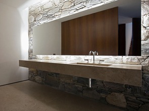 arquitectura interior baño moderno muro de piedra vista arquitectura interior baño moderno muro de piedra vista