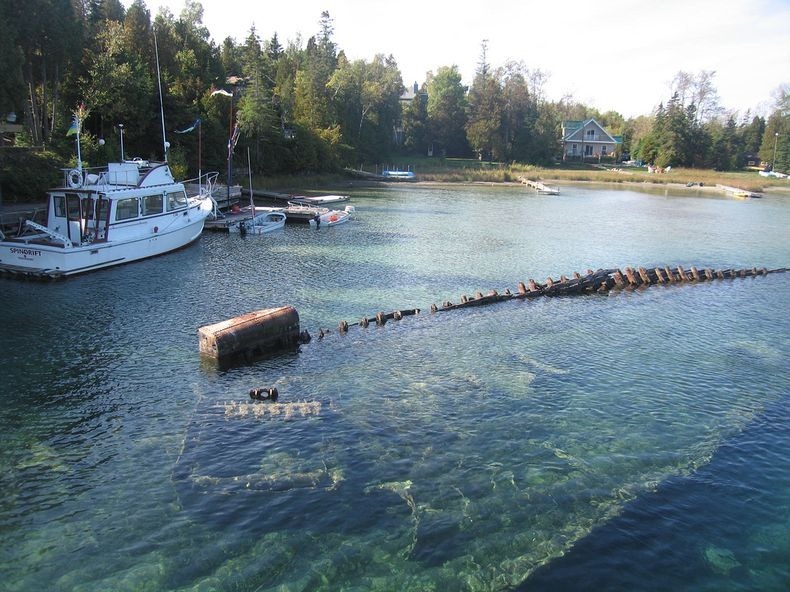 lake-huron-shipwreck-8