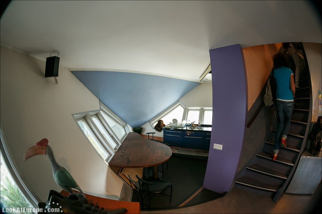 LookAtEurope.com - Кубические дома в Роттердаме | Holland, Kubuswoningen in Rotterdam