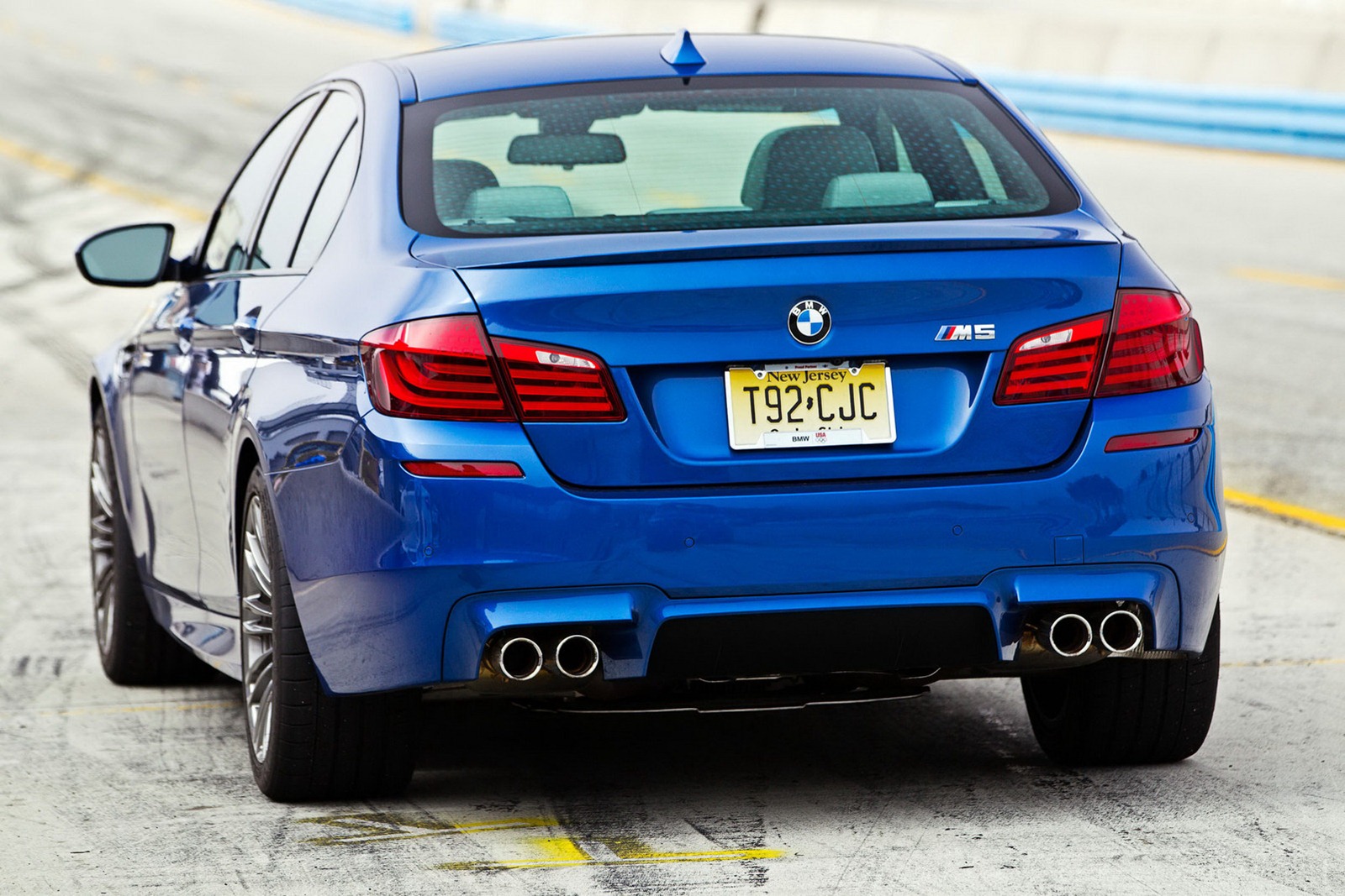 [2013-BMW-M5-M6-5%255B2%255D.jpg]