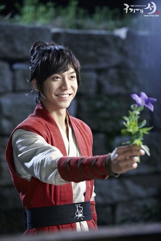 [gufamilyphoto1305240958%255B3%255D.jpg]