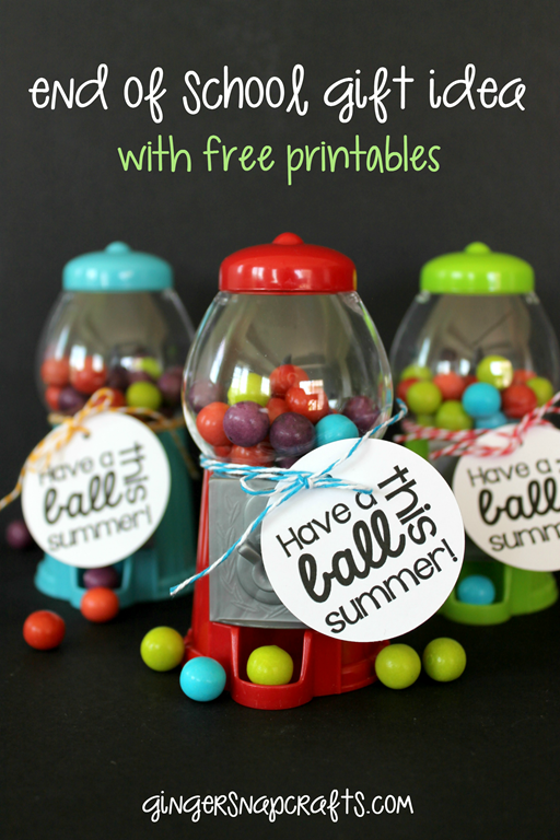 Mini Gumball Machine End of School Gift Idea with free printables at GingerSnapCrafts.com #printable #giftidea