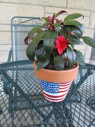 Plaid Paint flower pot 