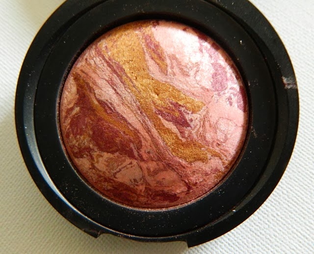 Laura Geller blush n brighten berry