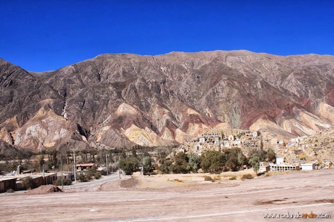 Colores bellos en los cerros volcanatilcara14.jpg