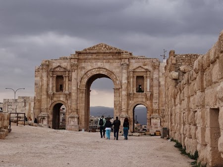 18. Poarta sud Jerash.JPG